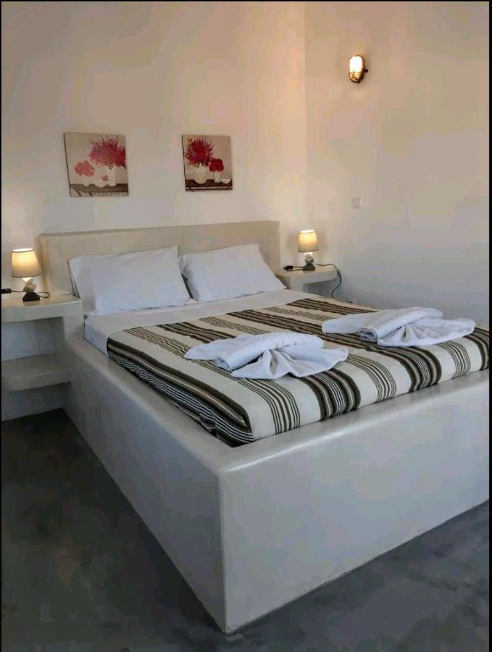 Villa Adriana Parikia  Room photo